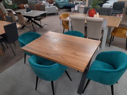 Isla Small Dining Table