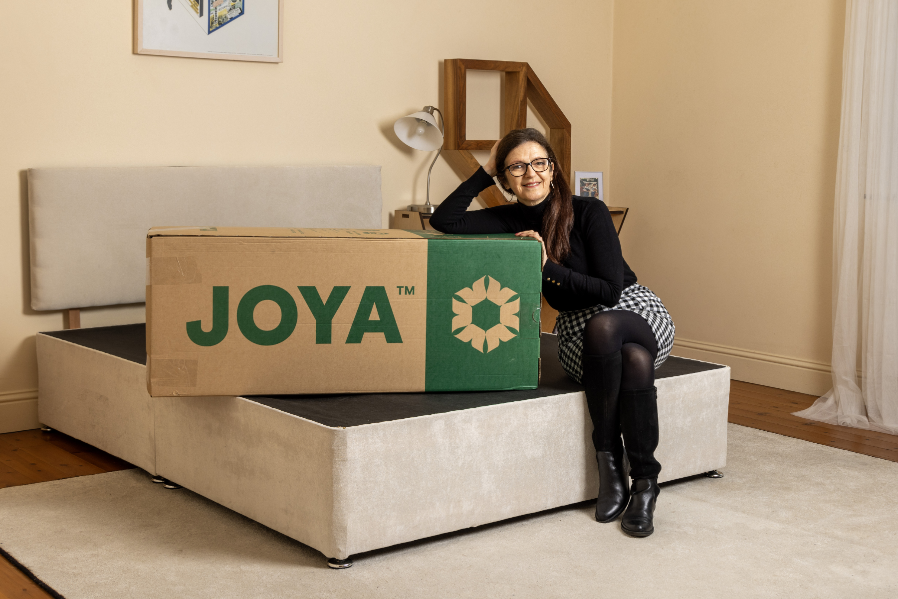JOYA Premium Gel Mattress | Carol O'Callaghan talks first impressions, unboxing and shopping local 